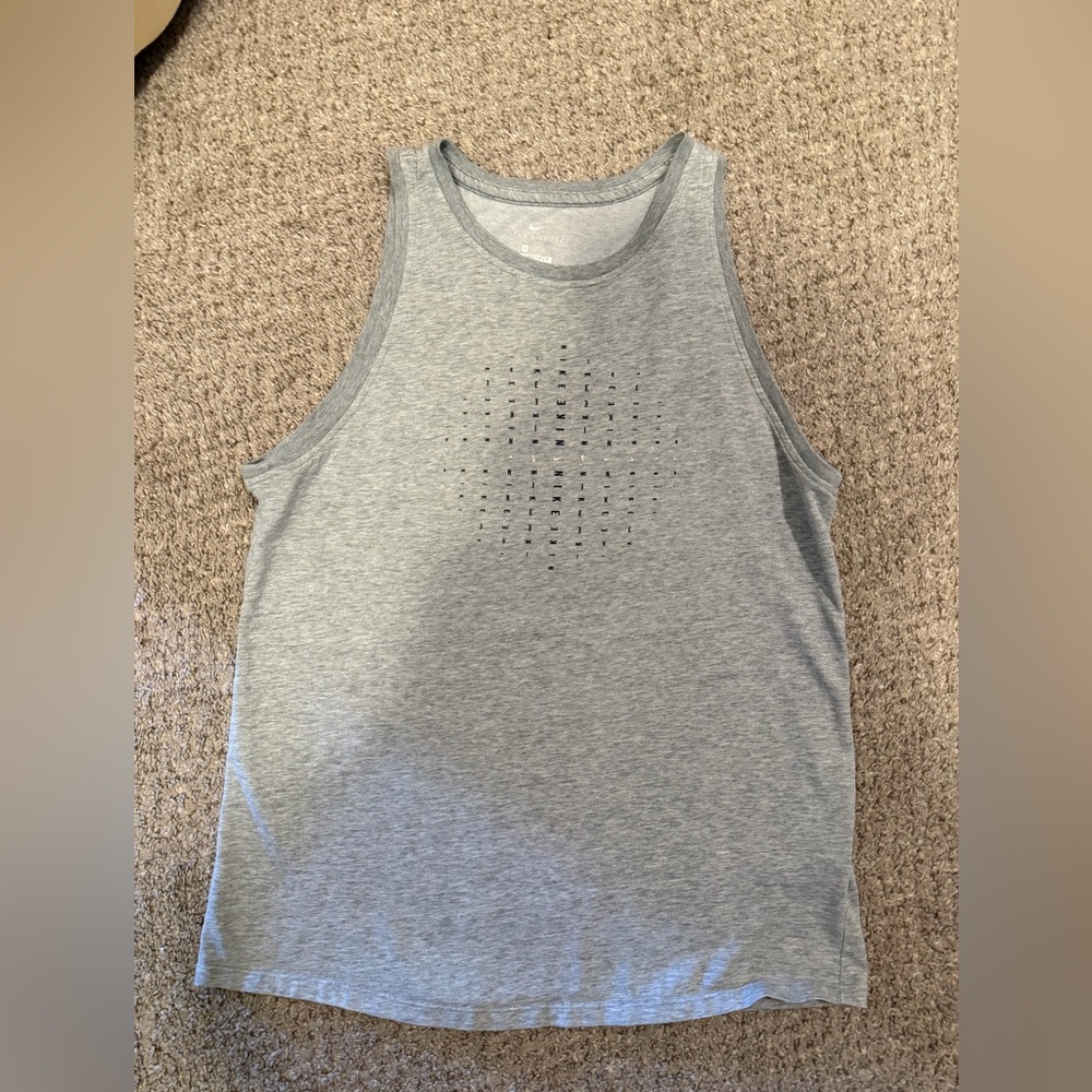 Nike workout tank